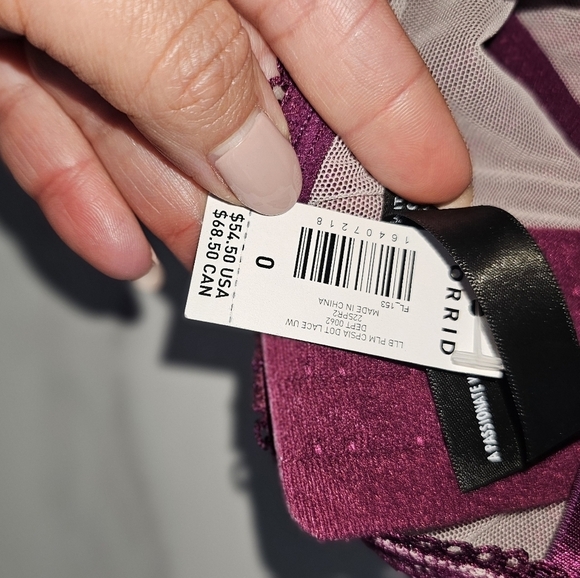 Torrid Bra! Purple Lace! Underwire! Size 0X! NWT! - Picture 9 of 9